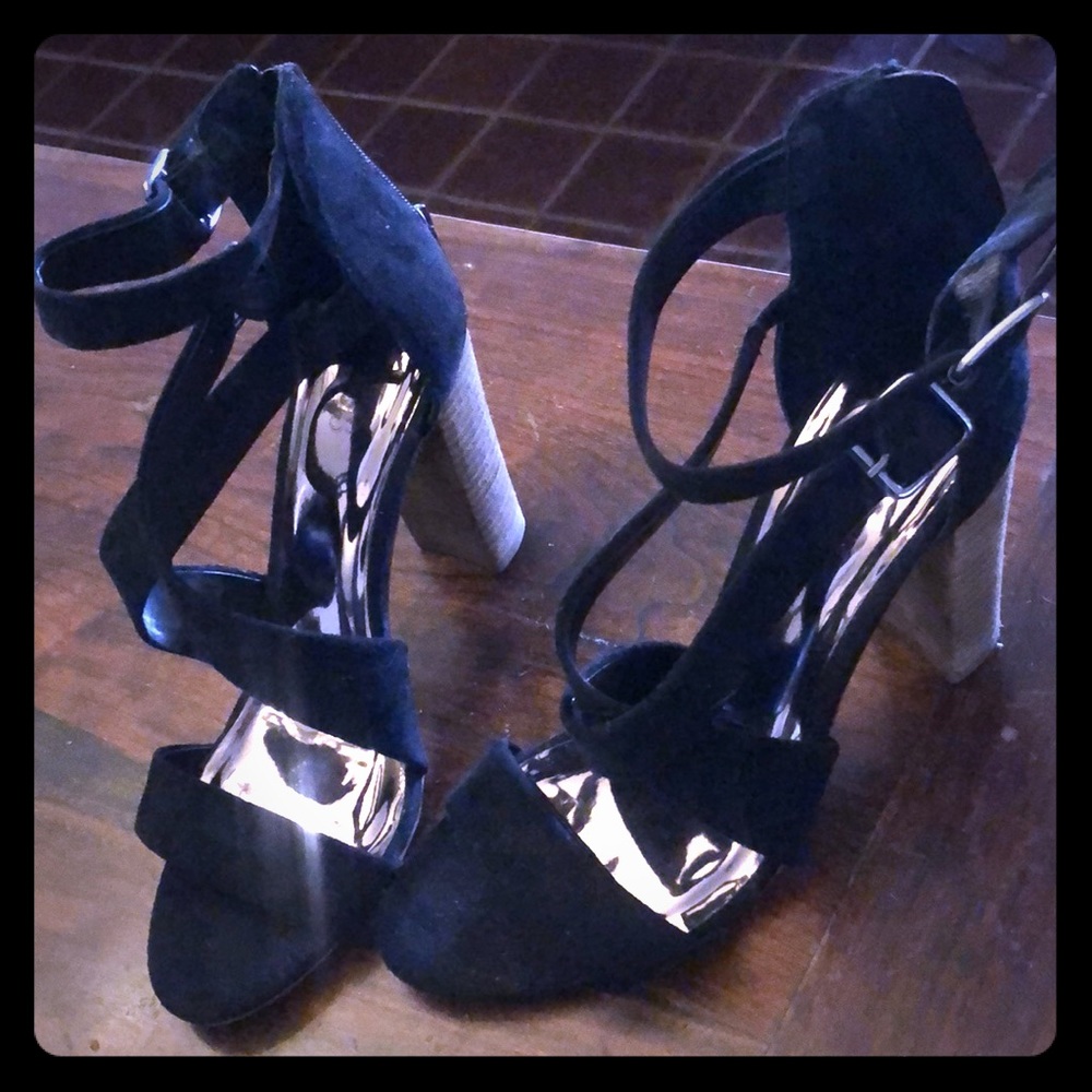 Carlos Santana Heels